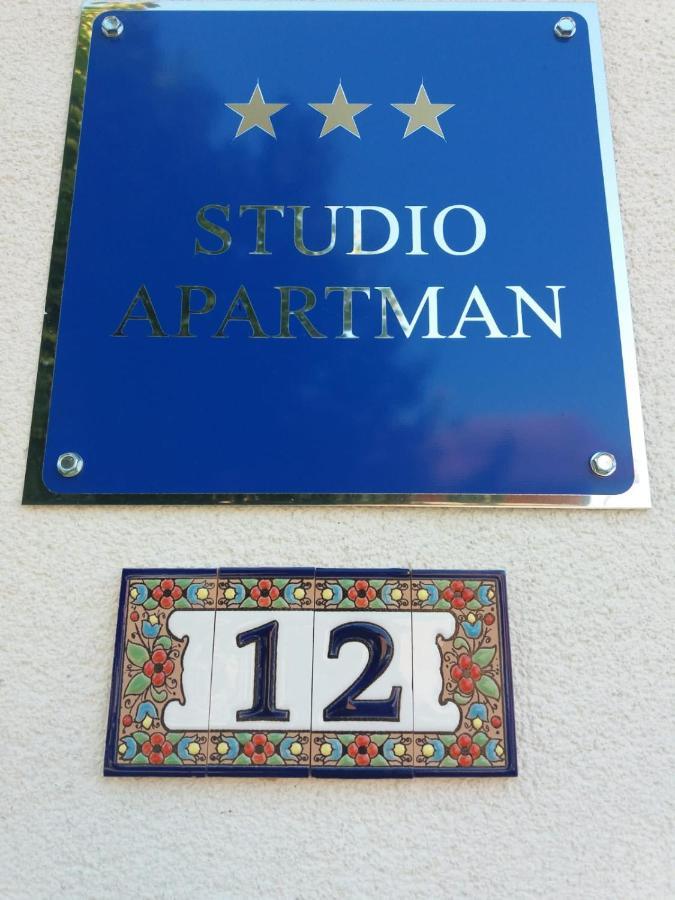 Studio Apartman Marta Korenica Luaran gambar
